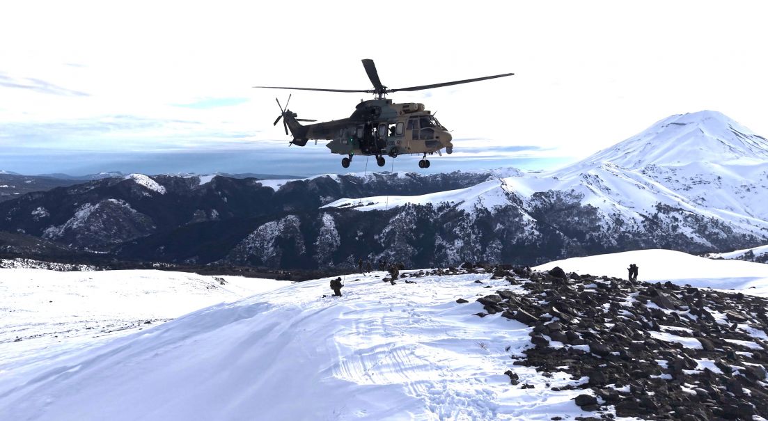 Simulacro de avalancha en Lonquimay forma a nuevos especialistas en rescate de montaña