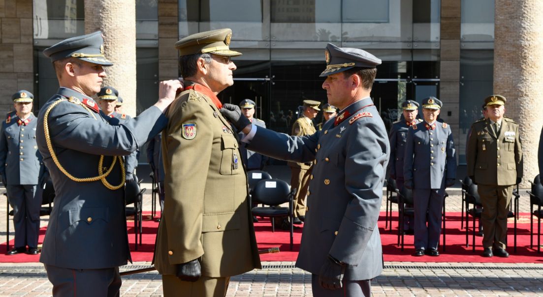 Visita del Jefe de Estado Mayor del Ejército de Tierra de España al Ejército de Chile: Reforzando vínculos de amistad y colaboración