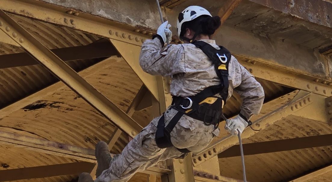 Brigada de Aviación Ejército fortalece capacidades de sus soldados con instrucción de autodescenso