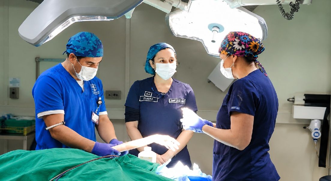 Hospital Modular de Campaña del Ejército culmina operativo en Los Ángeles con más de un centenar de cirugías realizadas