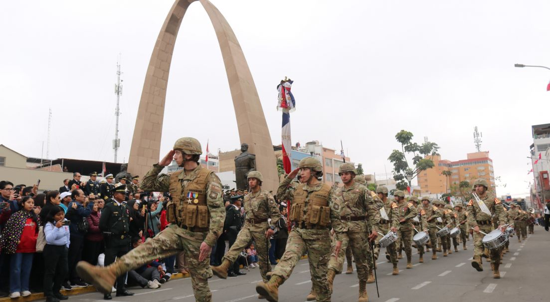Música, historia y fraternidad: Ejército de Chile participa en tradicional Contrapunto de Bandas en Tacna