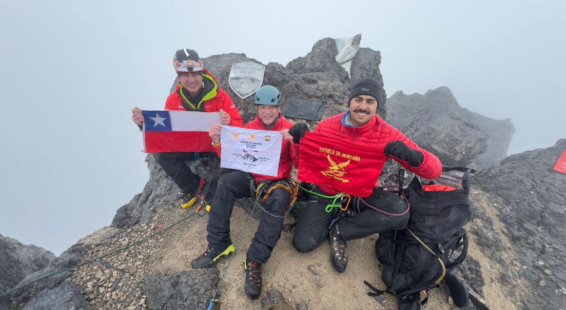 Ejército de Chile: excelencia y liderazgo mundial en montaña tras completar los Seven Summit