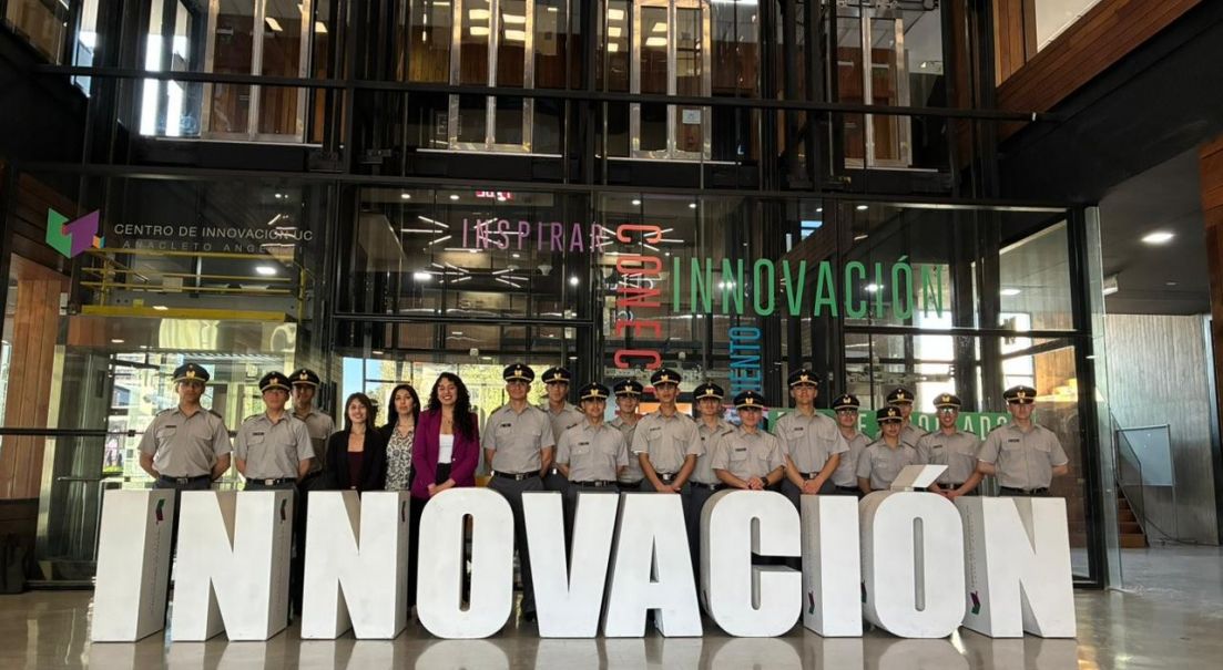Academia Politécnica y Escuela Militar conocen en el CiberLab UC tecnología impulsada por el CIITEC