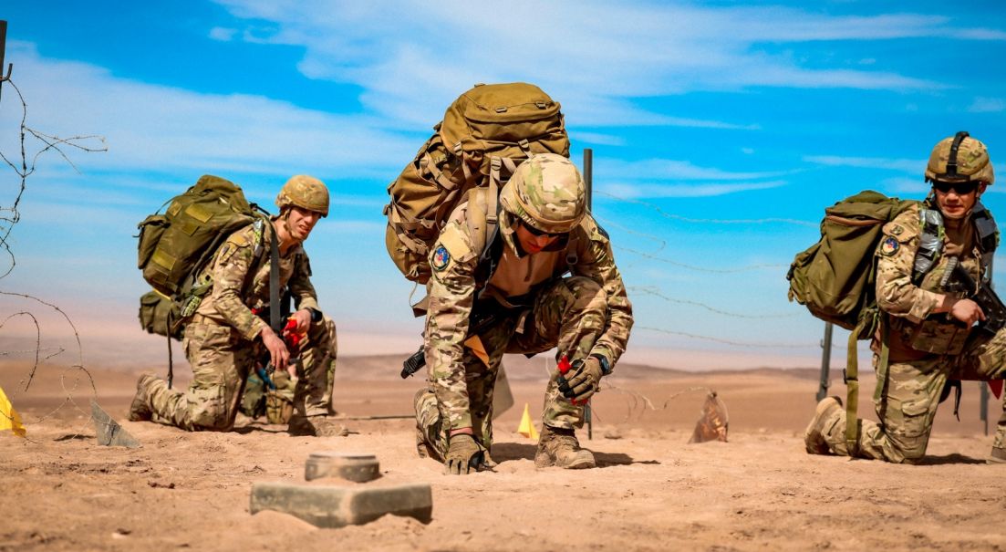 Arica: Patrullas avanzan hacia el Morro tras superar las primeras pruebas del Ejercicio de Evaluación Táctico – Técnico de Infantería 2026