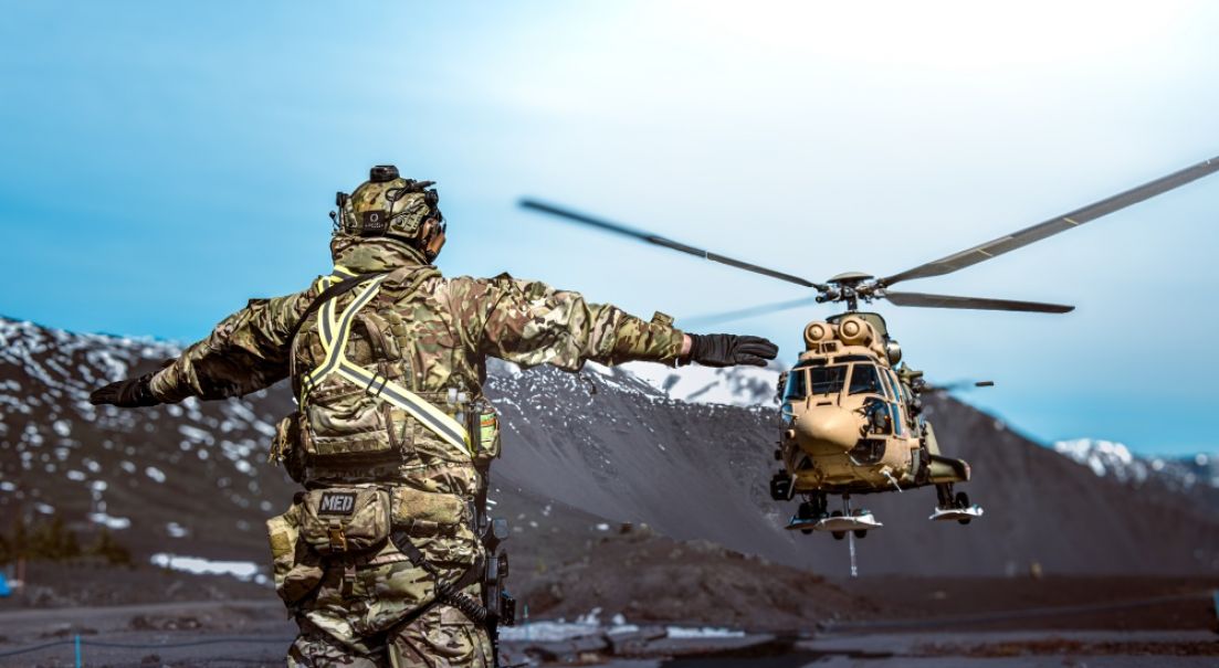 Helicóptero Cougar AS532 del Ejército realiza CASEVAC en Antuco durante Ejercicio Southern Vanguard 2025