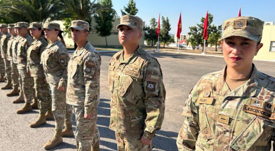 Ejército de Chile egresó a nuevos Enfermeros Militares de Combate