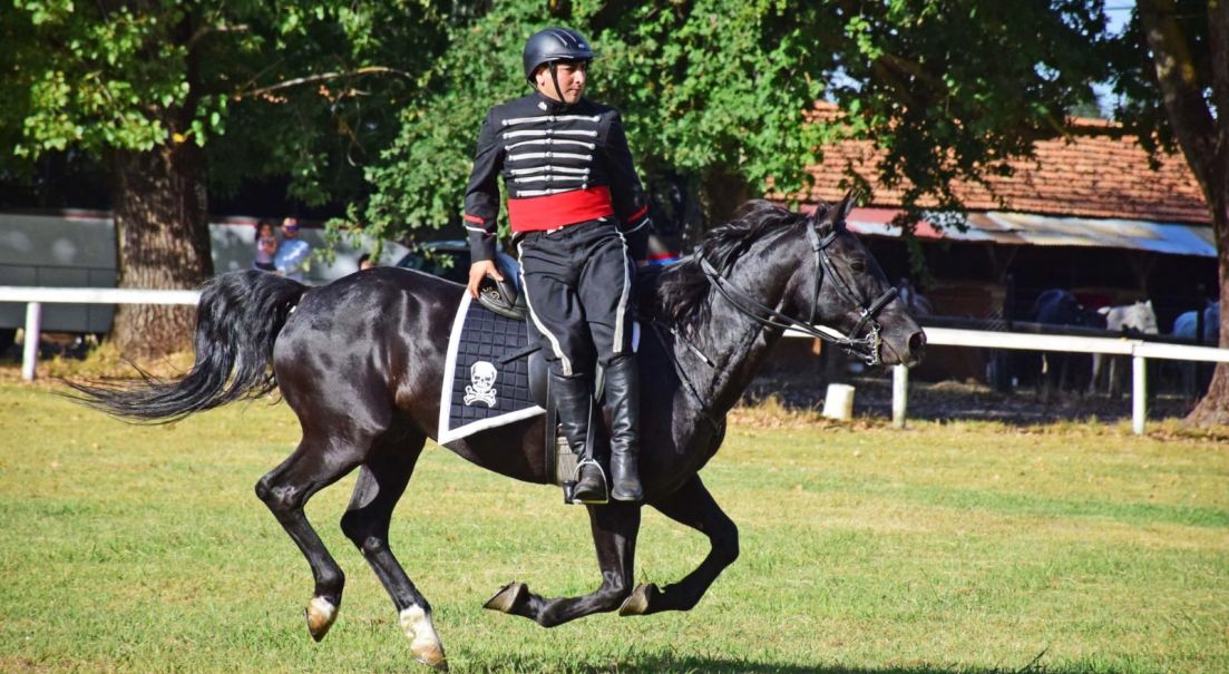 Cuadro Negro del Ejército celebra 90 años preservando la tradición ecuestre militar