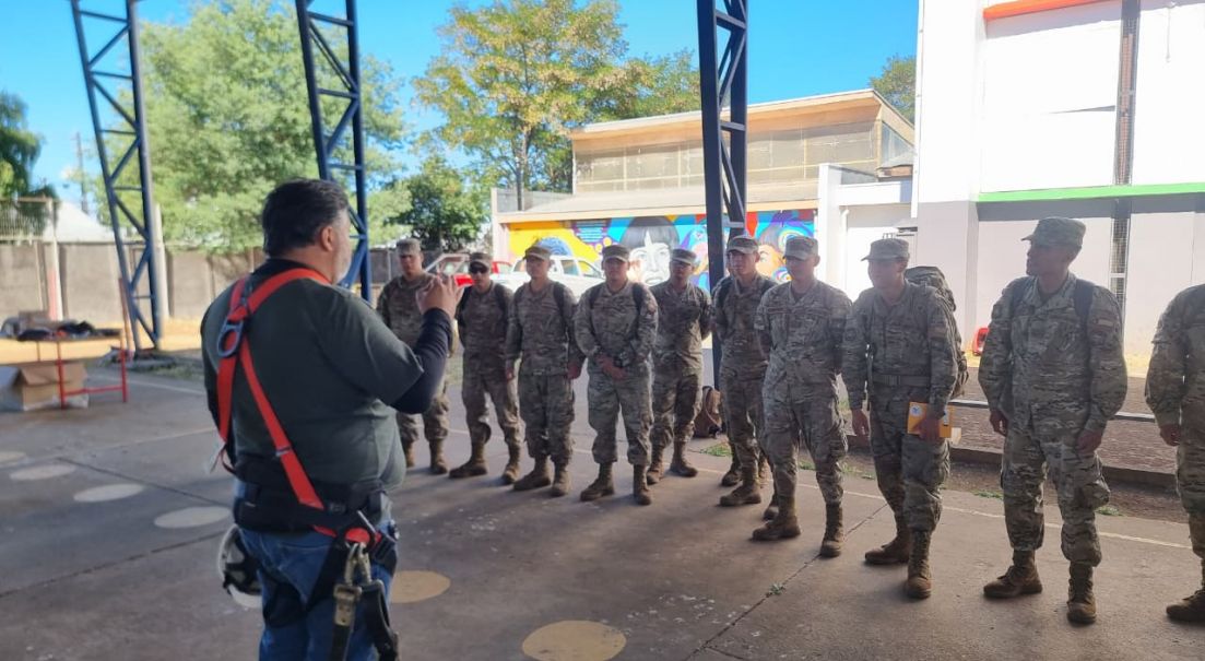 Inauguran curso de instalación y mantención segura de líneas eléctricas para soldados conscriptos del Ejército